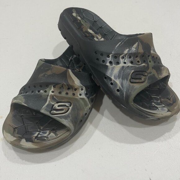 SKECHERS CAMOUFLAGE SLIDES KIDS SZ 12 RANGER CAMO SLIDE ON VERSATILE COMFORT - Picture 1 of 14